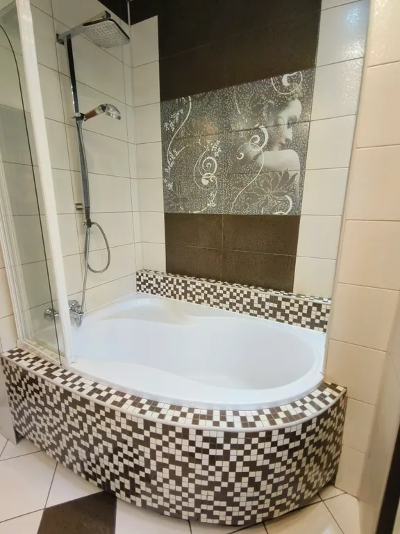 Квартира Трёхкомнатные апартаменты с террасой в немецком особняке — Калининград