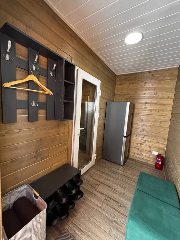 Коттедж Дом с баней и чаном в окружении леса и выходом к реке — Шадрино