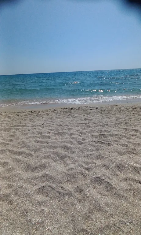 Квартира в 100 м от моря и в 10 шагах от морского залива!