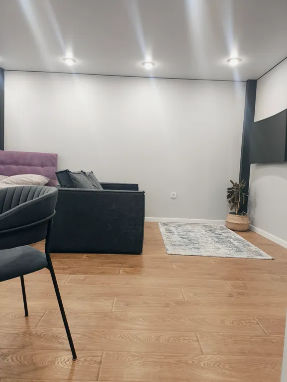 Studio apartment with designer renovation in the center of Pervomayska