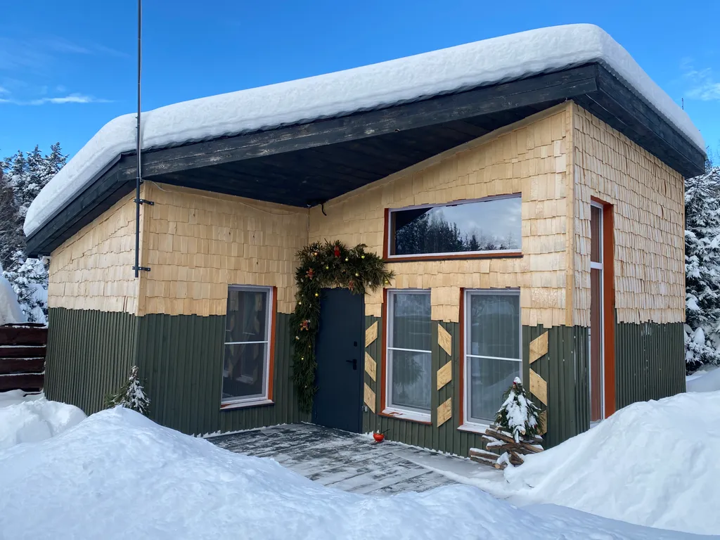 Коттедж Уютный дом с баней и чаном в лесу — аренда посуточно в Городец