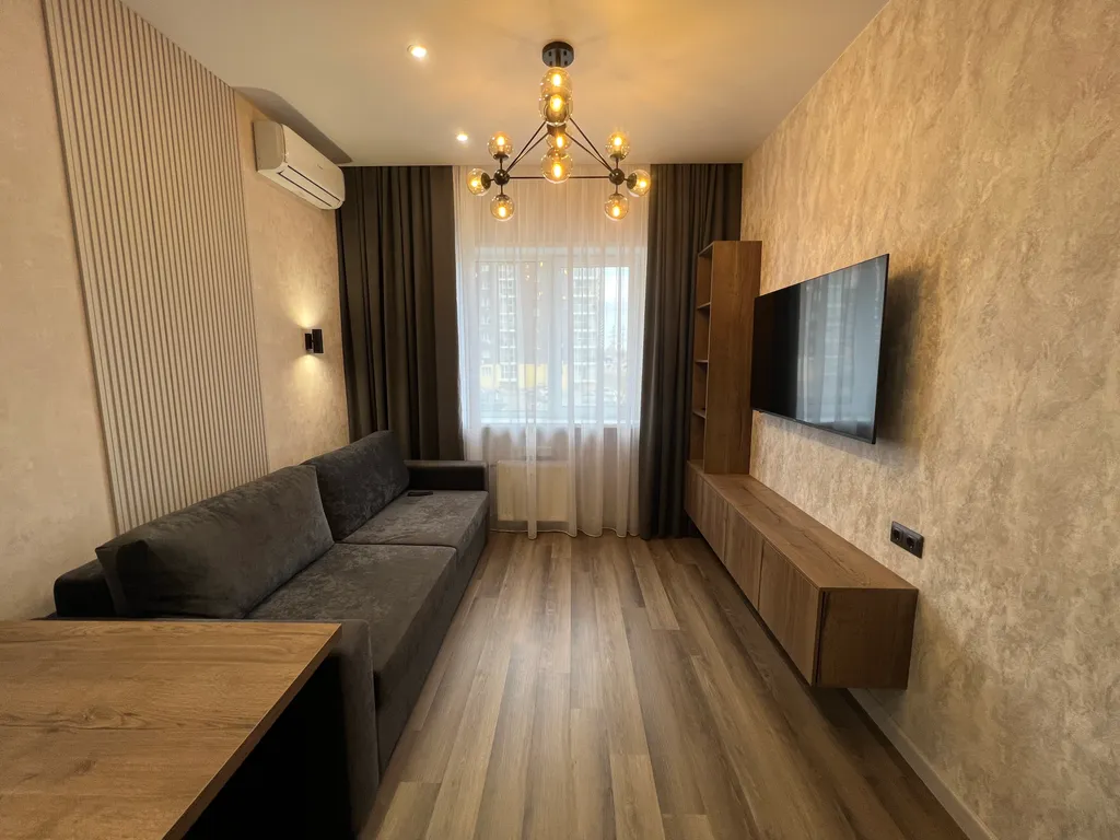 Уютная квартира студия с отдельной спальней