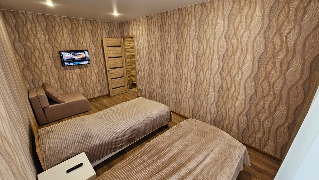 Семейное бунгало возле леса