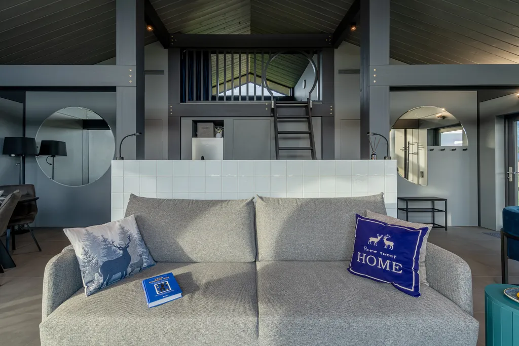 Лазурный дом в Загородном клубе у Плещеева озера