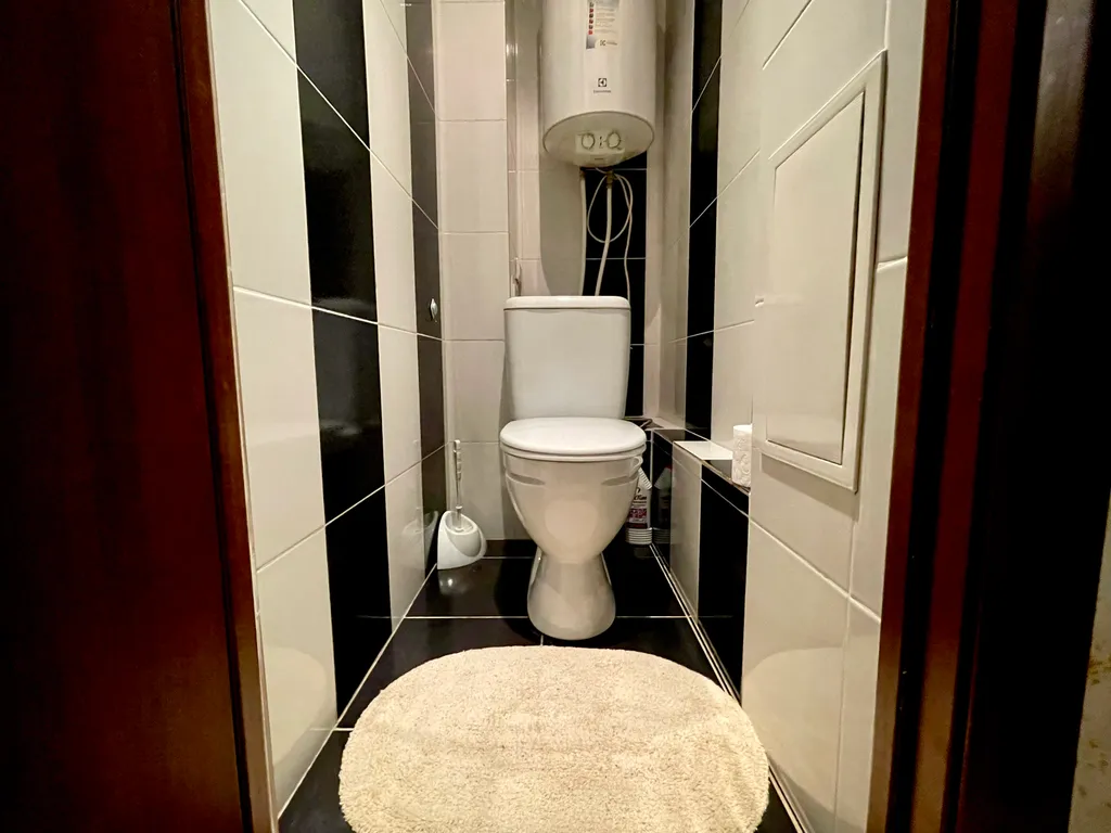 Квартира возле ТЦ Огни