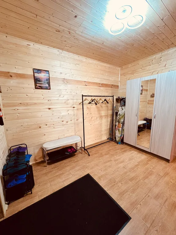 Дом на Горьковском море напротив спортивной базы Море спорта