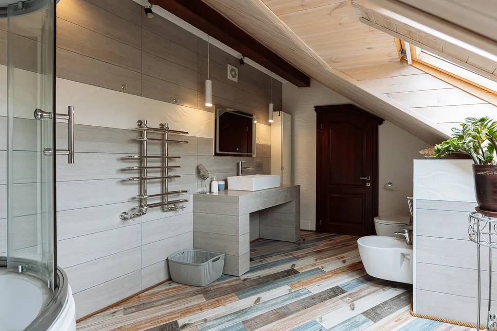 Шикарный дом из сруба с баней и бассейном