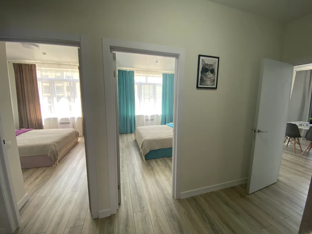 Двухкомнатная квартира с бассейном Holiday House