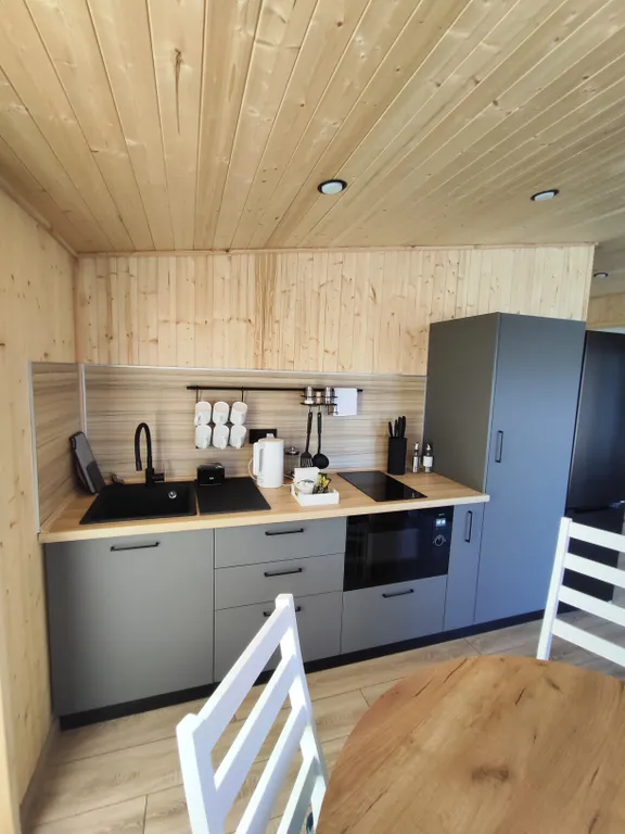 Деревянный уютный дом