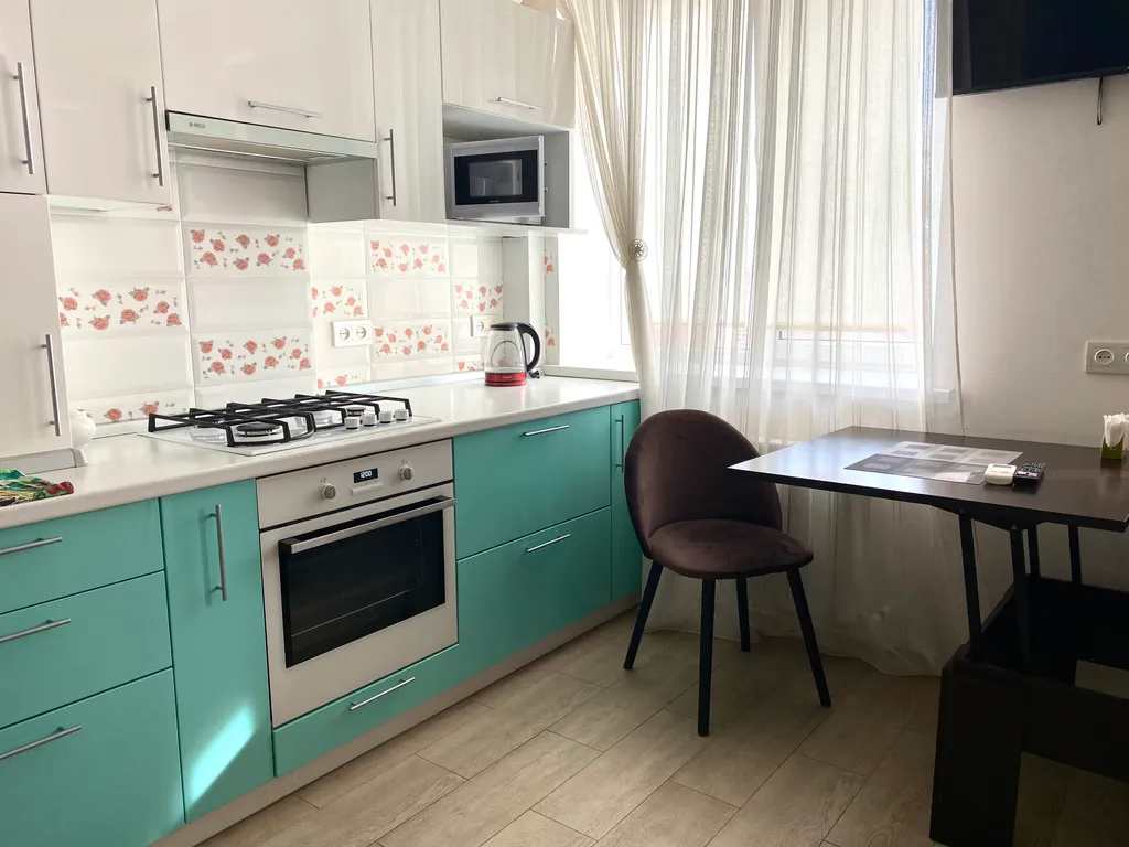 Светлая студия в тихом районе