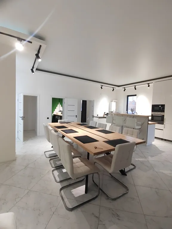 6-комнатный Дом