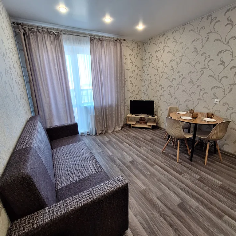 Квартира Семейная евродвушка у аэропорта Толмачево — Обь