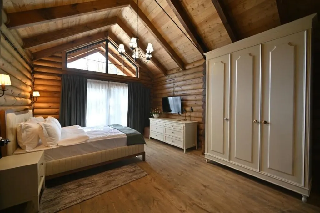 4-комнатный Дом