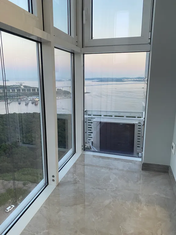 Двухуровневая квартира с видом на море