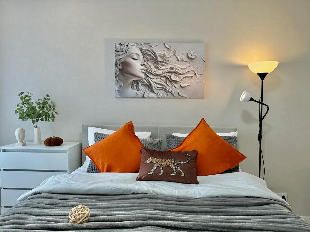 Светлая 1-комнатная квартира с дизайнерским ремонтом