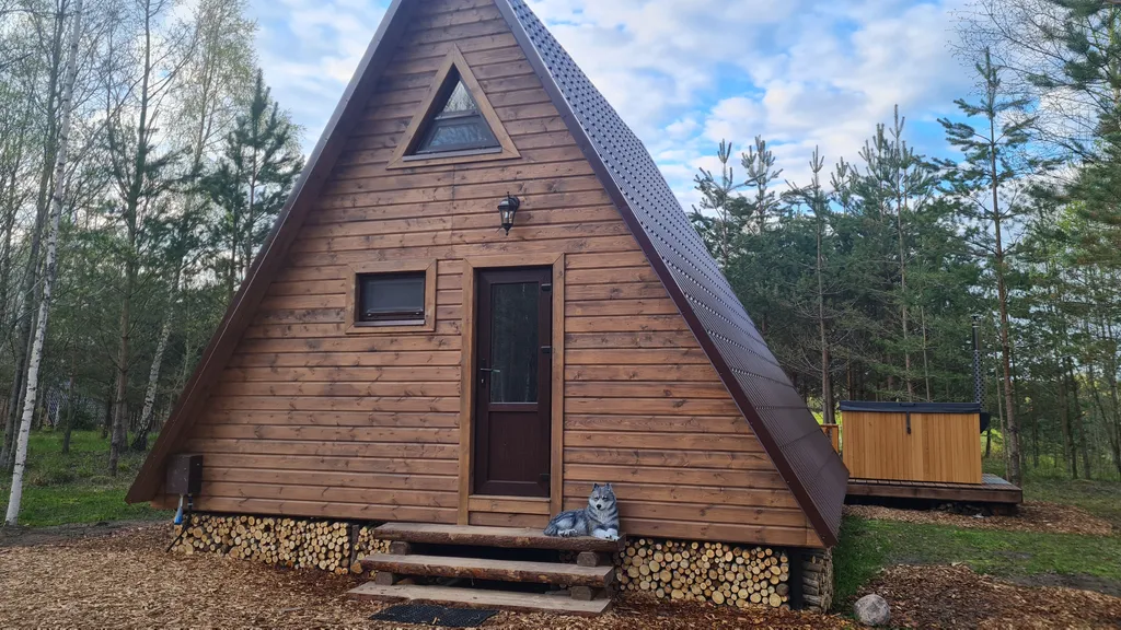 Домик в лесу Волчье логово