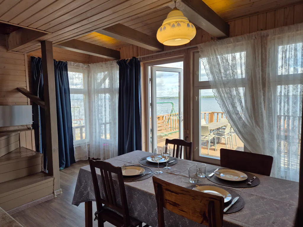 Осташков исторический Дом у озера