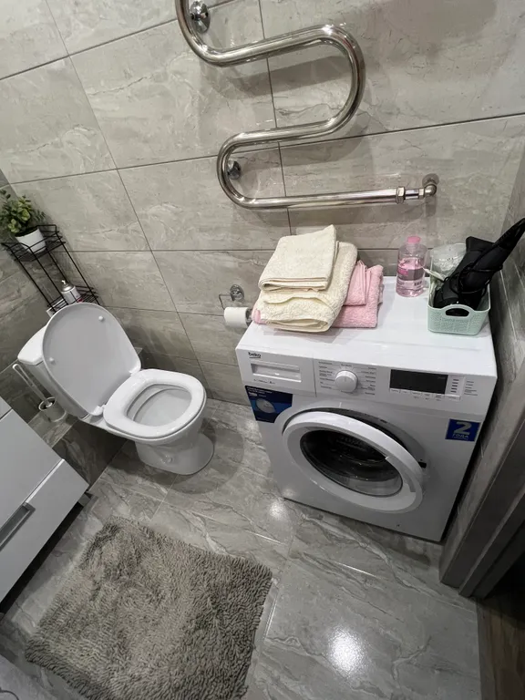 Уютная квартира с горячей водой круглый год и отоплением