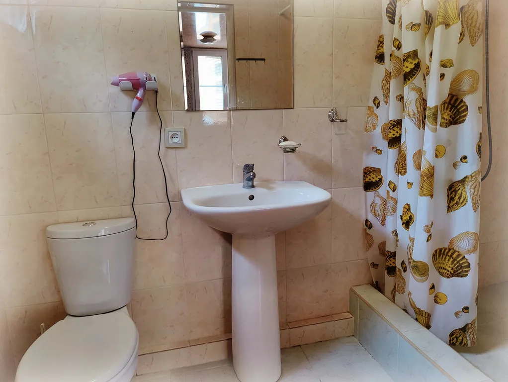 4-комнатная Квартира