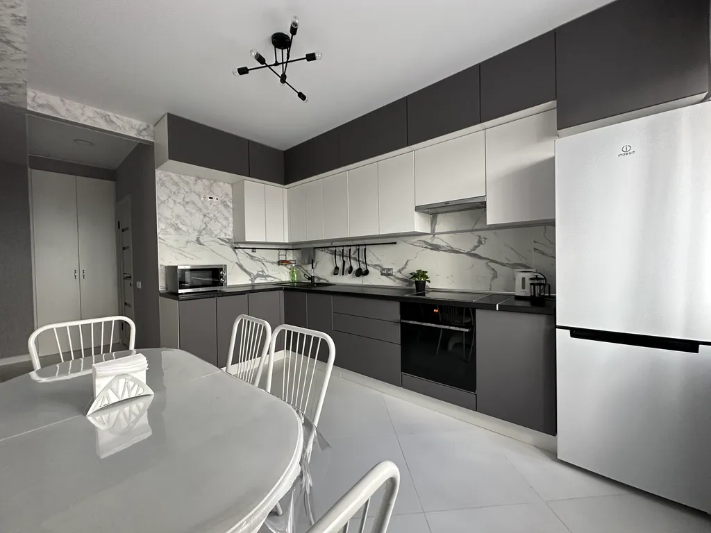 Квартира Апартаменты в самом живописном уголке города — аренда посуточно в Омск