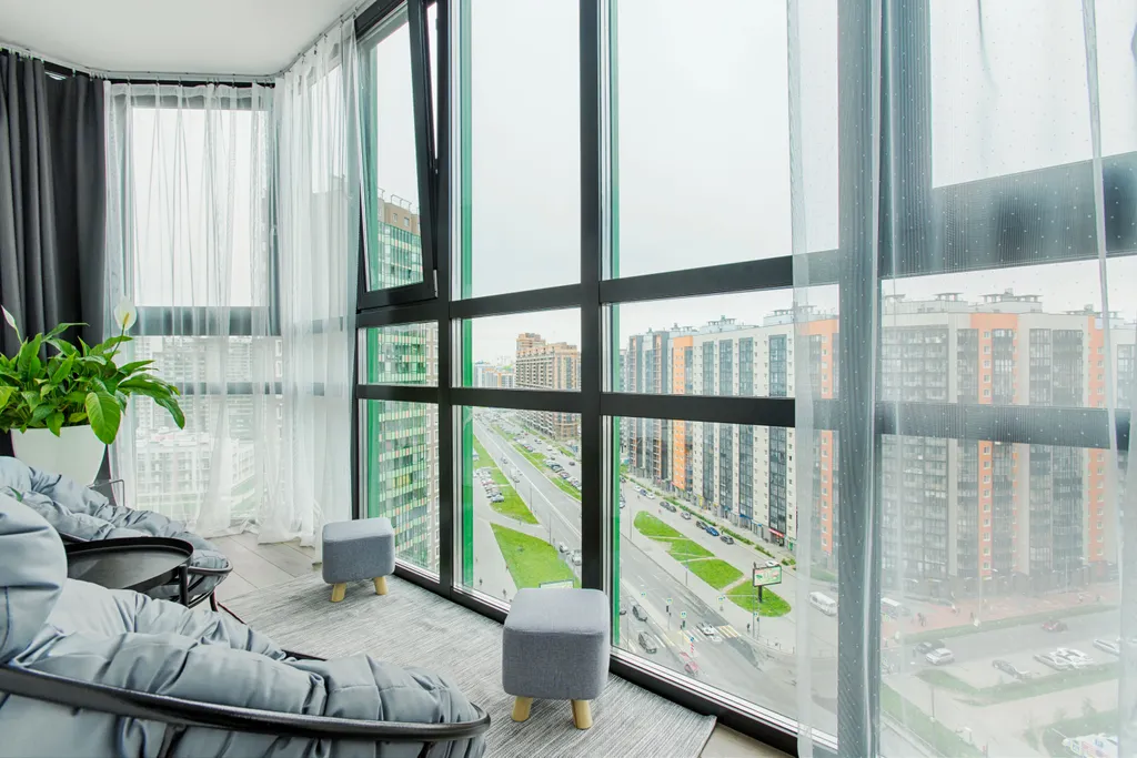 Квартира с балконом — аренда посуточно в Мурино