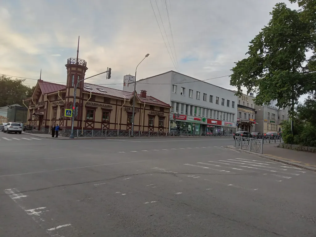 Уникальная большая квартира в историческом центре