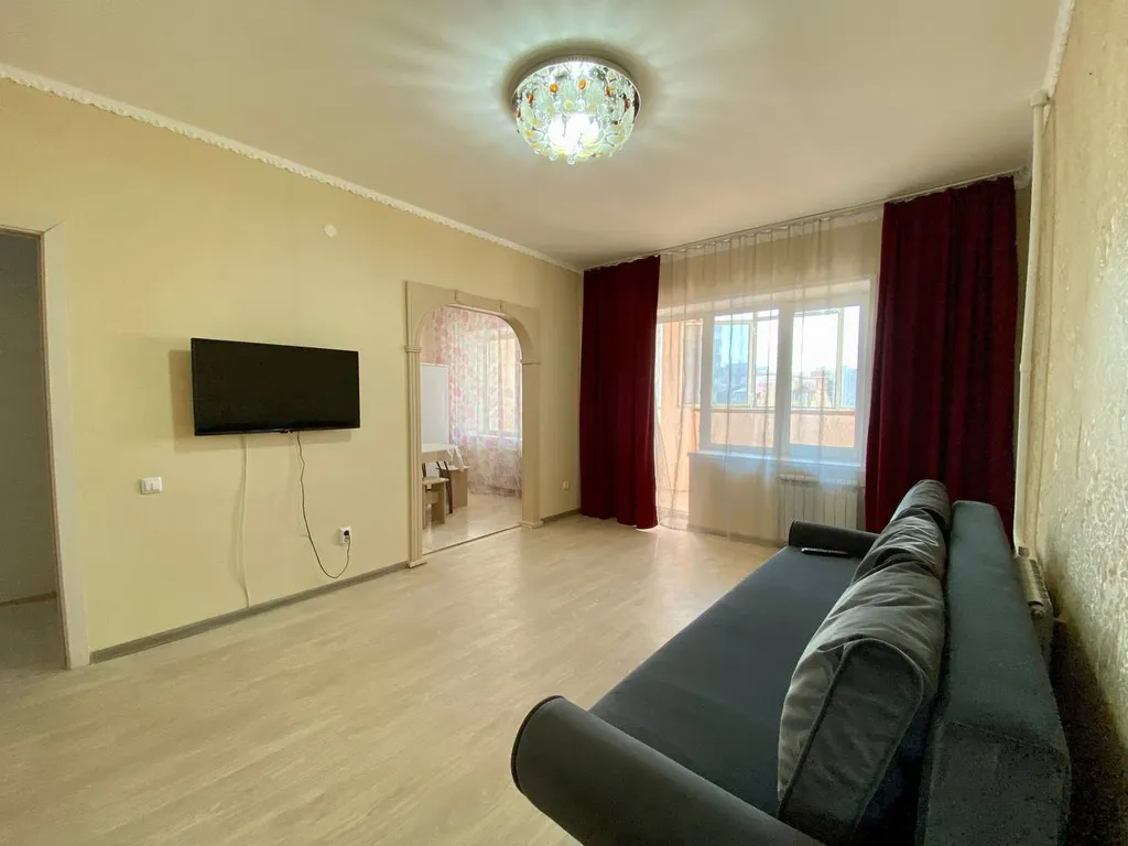 Большая квартира на Пояркова