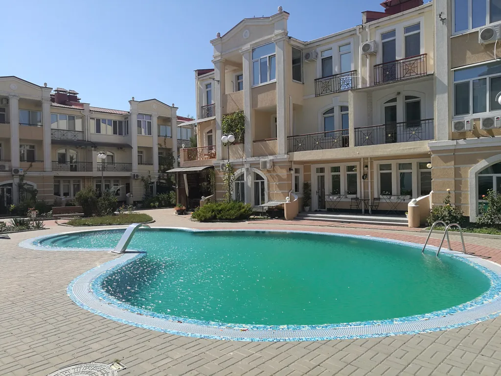 Квартира Лазурный парк — аренда посуточно в Евпатория