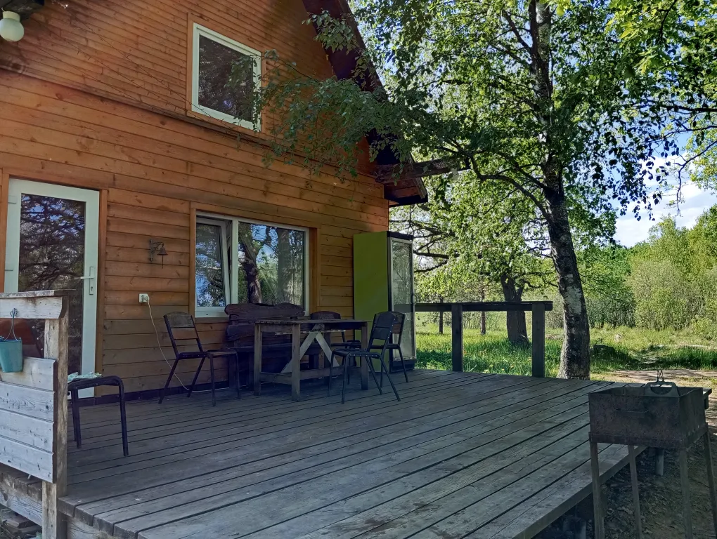 Дом-купе у реки