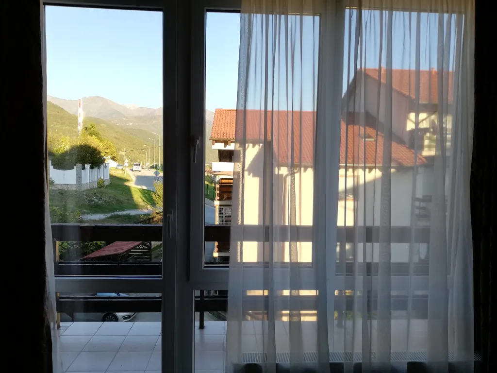 Студия с прекрасным видом на горы