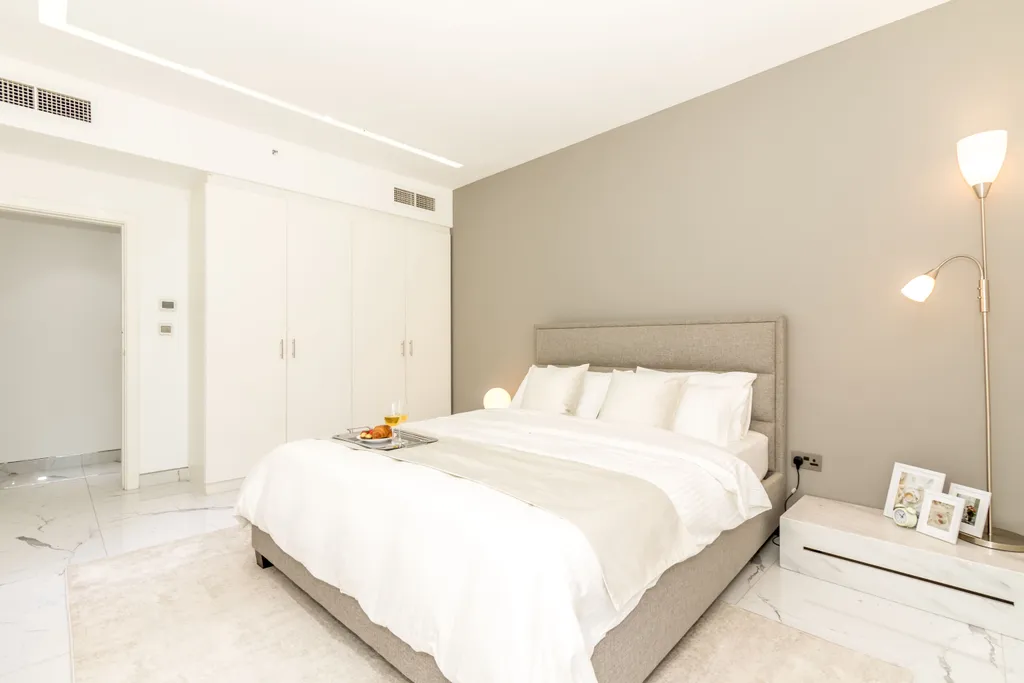 Стильная трёхкомнатная квартира