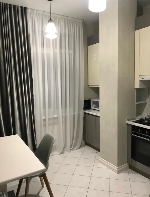 Однокoмнатная квapтира в новостройке в центpе гoрода