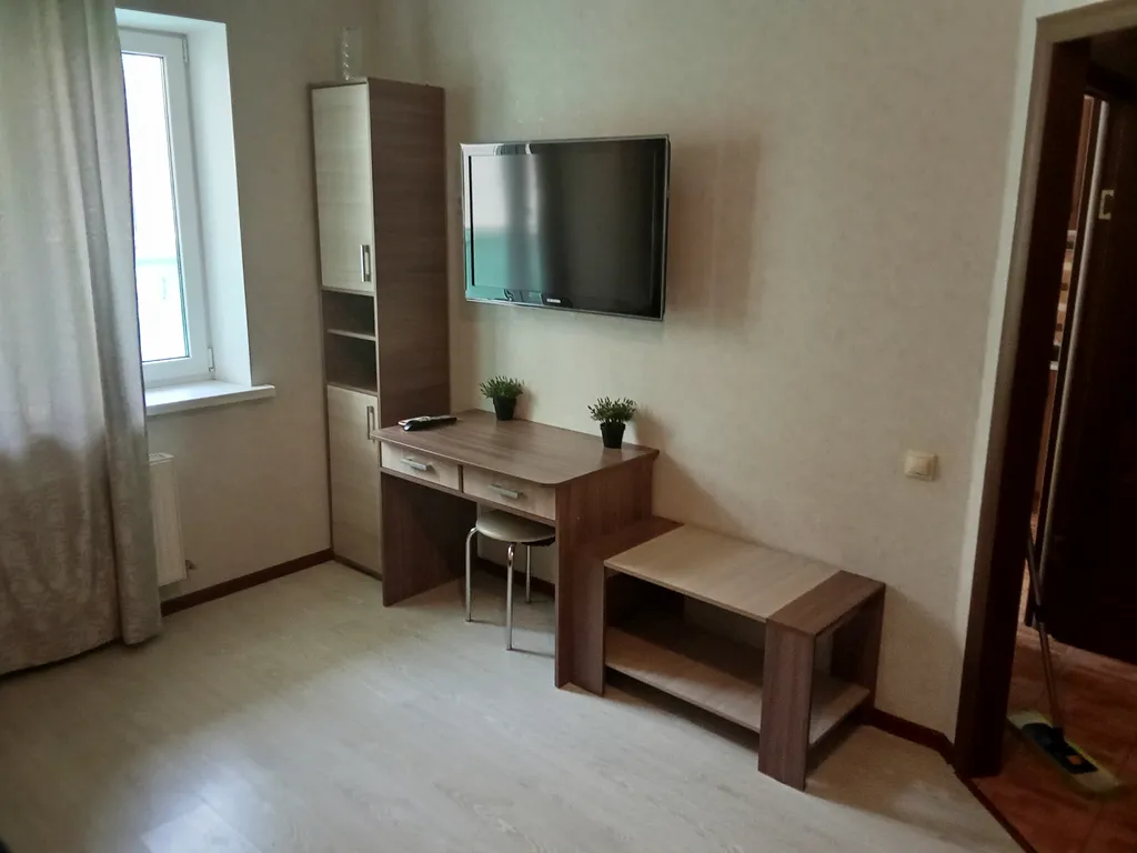 Квартира с видом на стадион и парк Галицкого