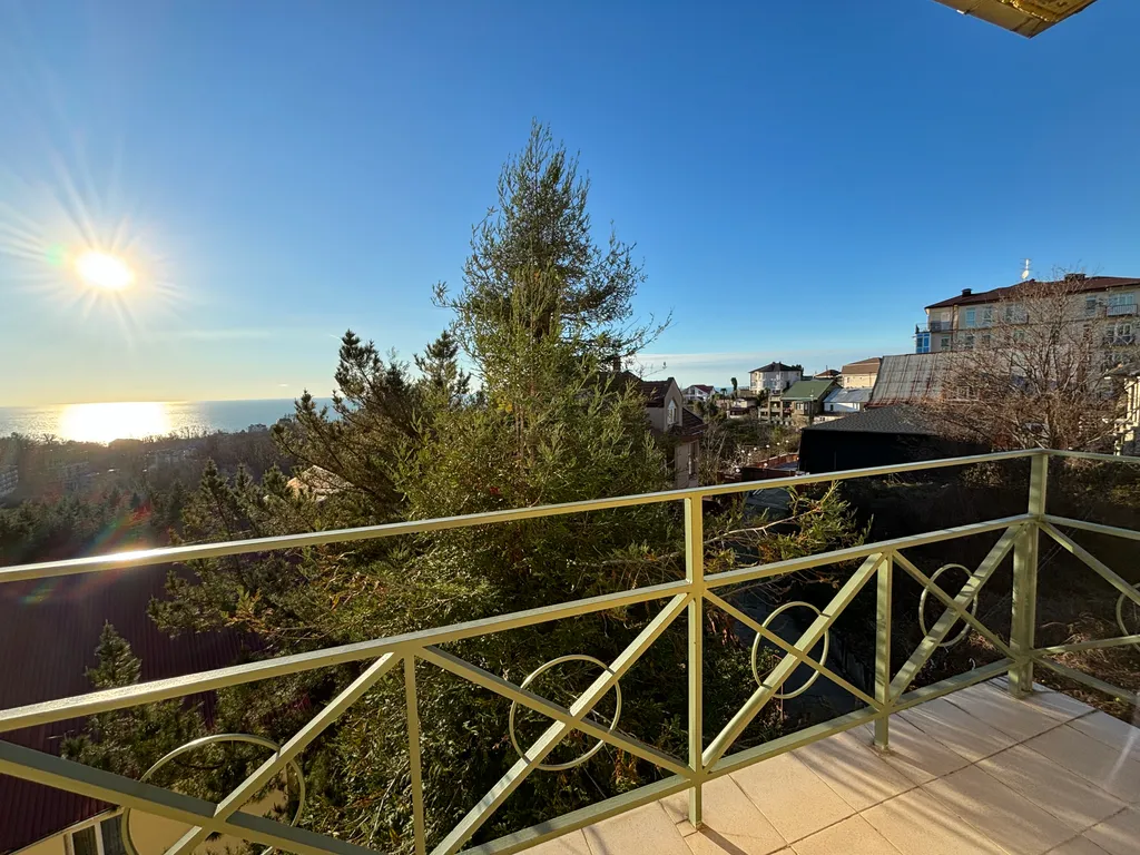 Уникальная квартира для большой компании с видом на море и горы