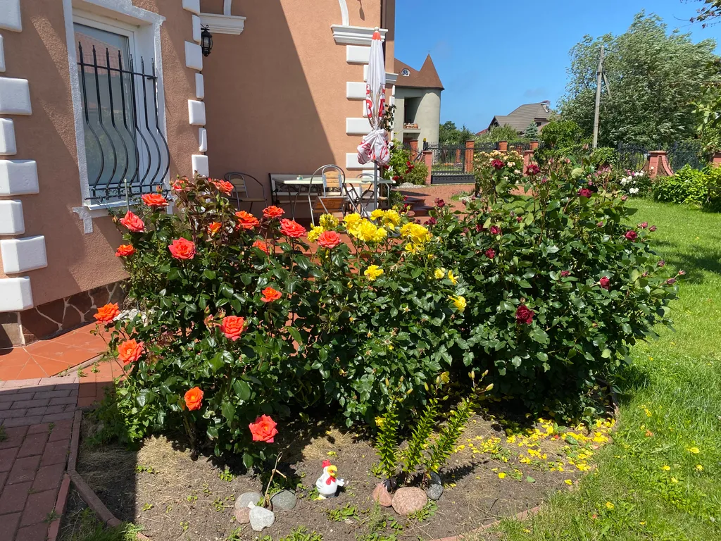 Особняк у моря с баней и бильярдом