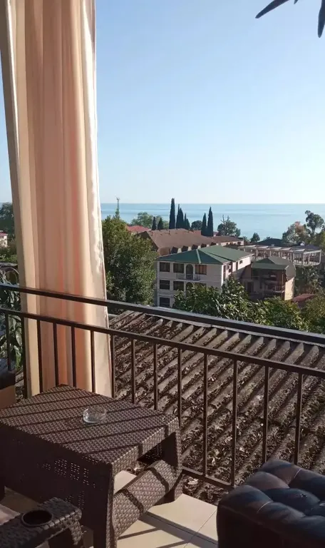 Квартира 2-комнатная Квартира — Гагра