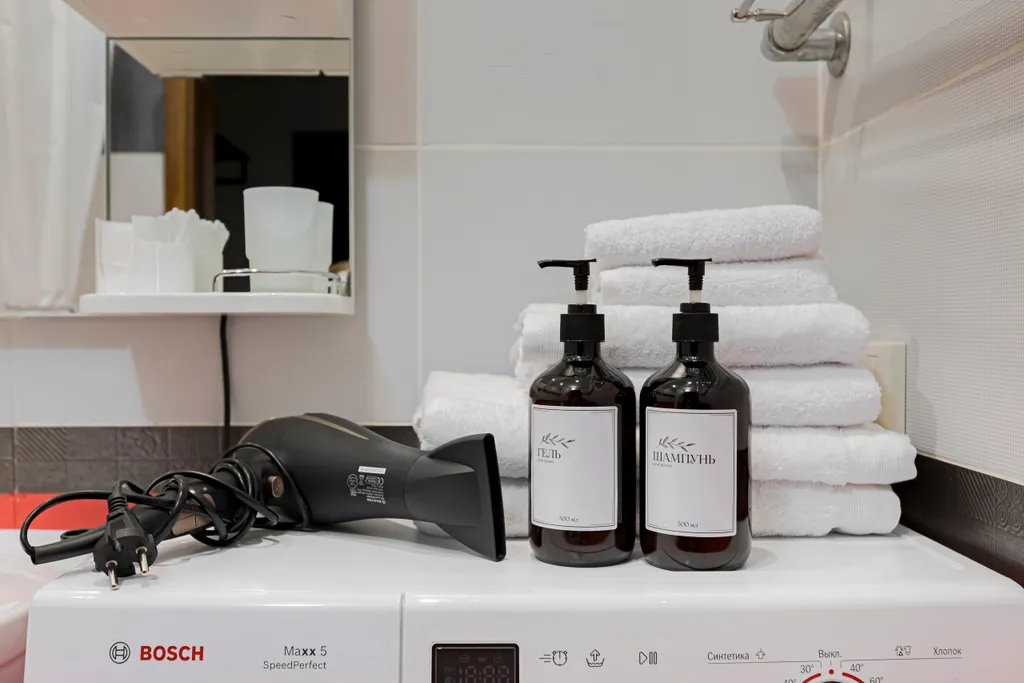 Современная уютная квартира с балконом рядом с метро и ТЦ