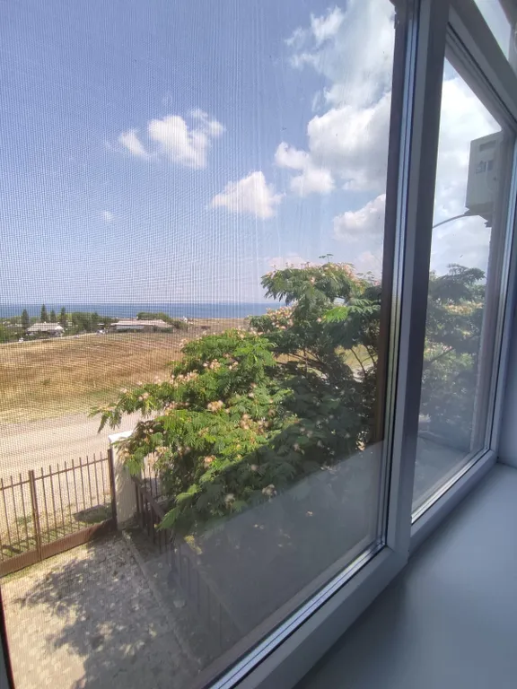 Танхаус на берегу моря