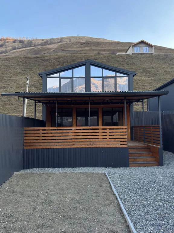 Коттедж с видом на горы — аренда посуточно в Верхний Фиагдон