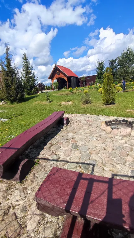 Агроусадьба с баней, на реке Птичь под Минском, с прудом