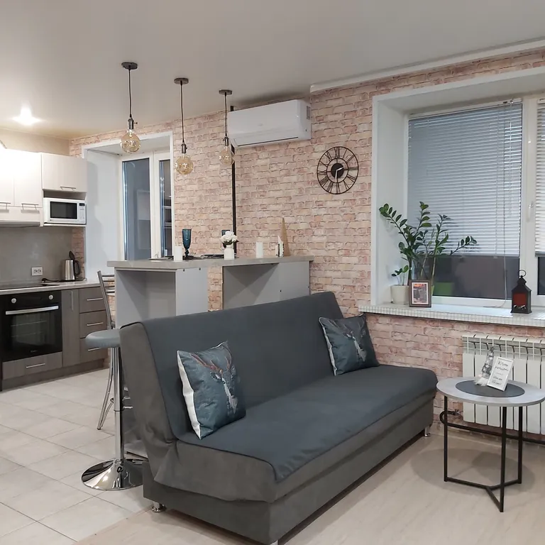 Комфортная студия в Арбековской заставе на 10 этаже.