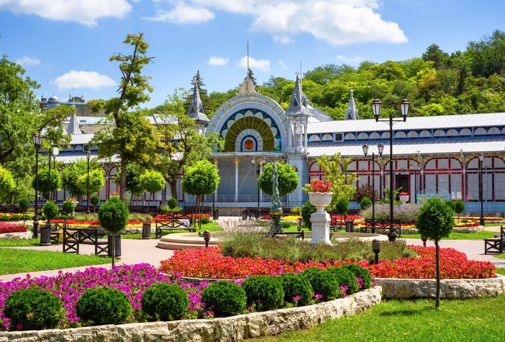 Уютная 2-х комнатная квартира в самом в центре курортного города