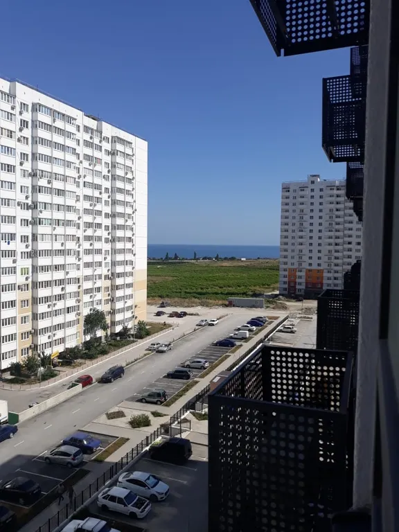 Уютная квартира с видом на море, рядом с пляжем Алексино