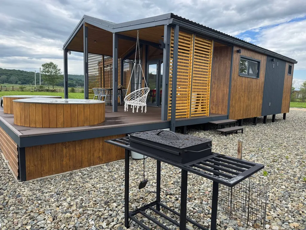 Вилла с купелями и баней