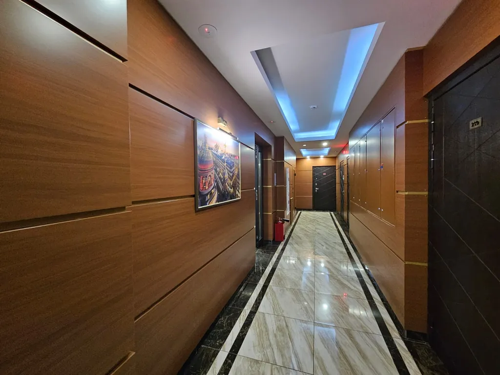 Квартира с видом на море и дизайнерским ремонтом в ЖК Метрополь