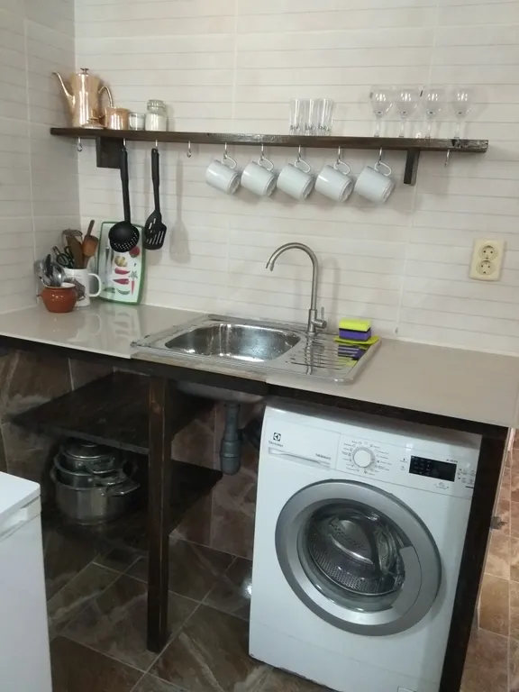 Коттедж Целый этаж в частном доме со своим садом и парковкой — Ялта