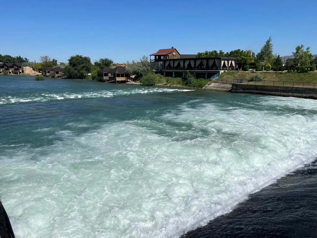 Гостевой дом у РРК Янтарное, Глав Рыба, Сулакский каньон