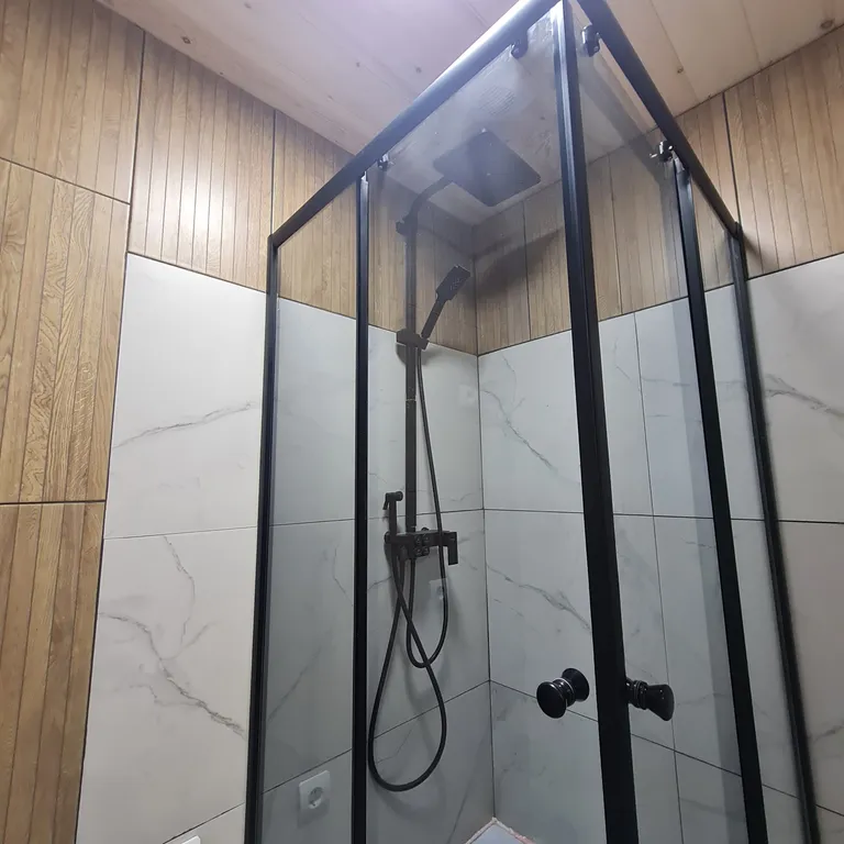 Современный дом с видом на горы