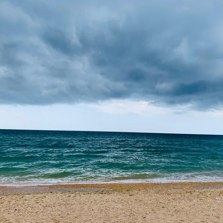 Уютный дом недалеко от моря