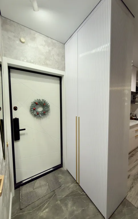 Квартира премиум-сегмента класса люкс, евро двушка